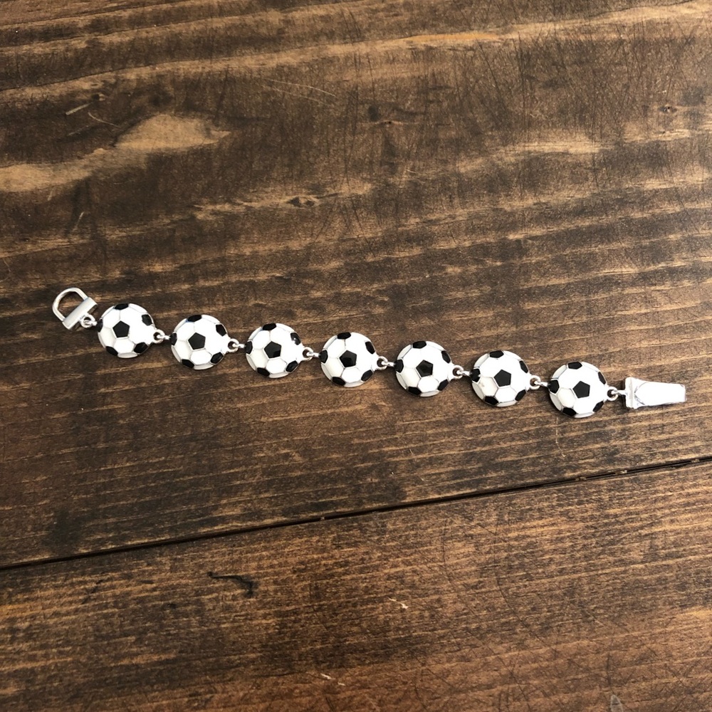 🌟Host Pick🌟NWOT Soccer Bracelet